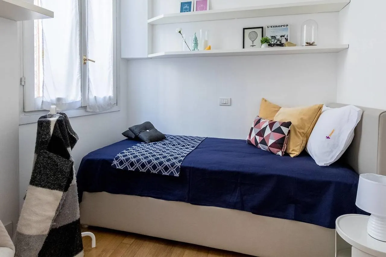 Apartment Joivy Lovely Flat For 5 Close To Sforzesco Castle Milan Italy