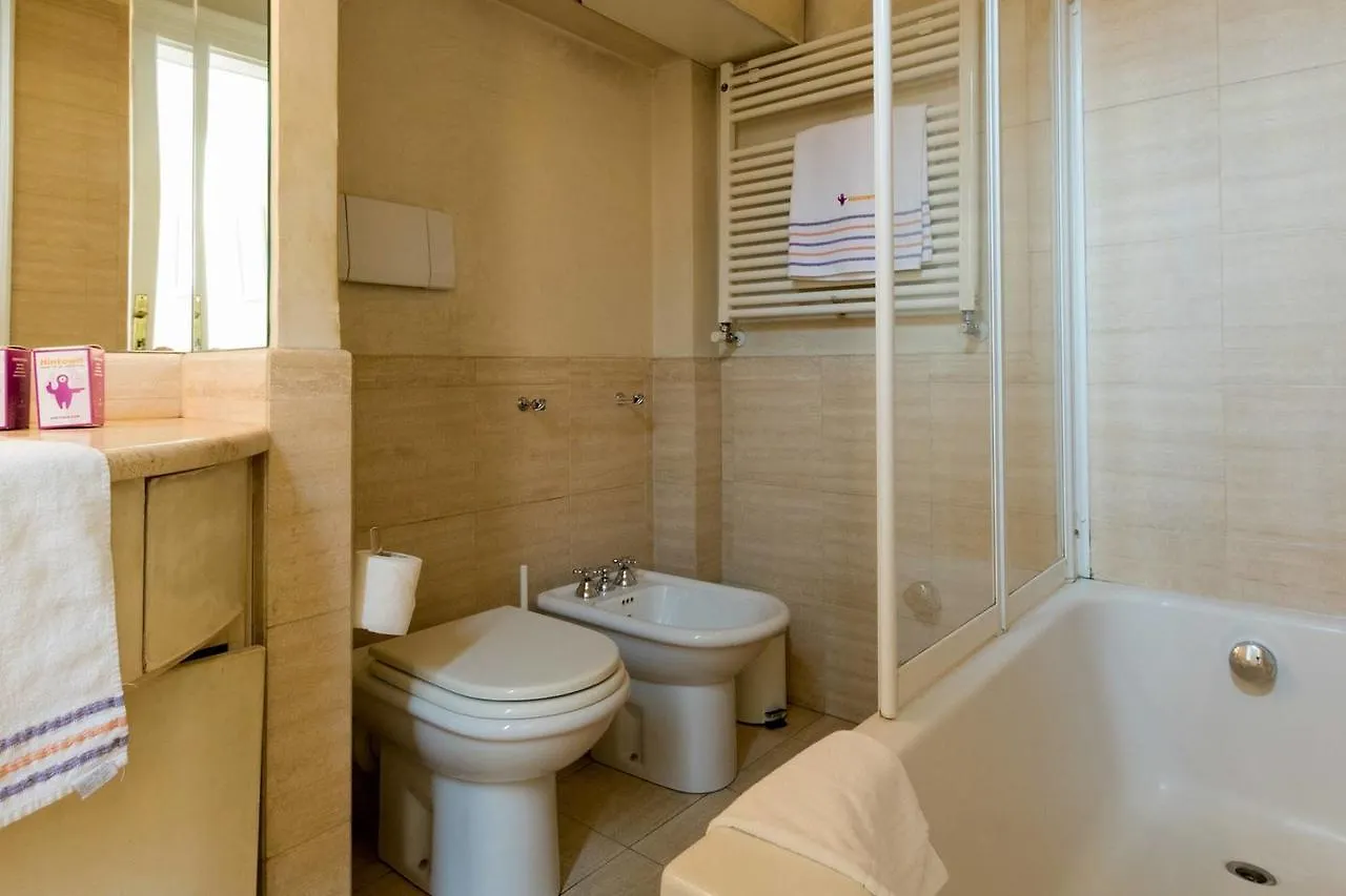 Apartment Joivy Lovely Flat For 5 Close To Sforzesco Castle Milan
